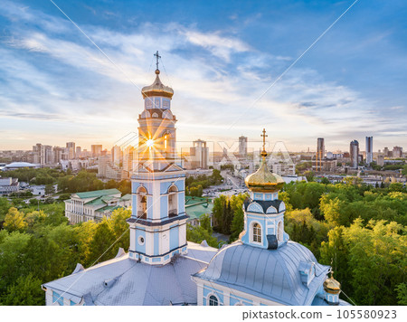 Summer Yekaterinburg, Temple of the Ascension in beautiful clear sunset. 105580923