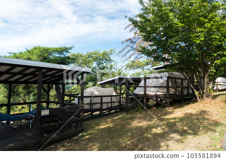 相模湖森森休閒森林:帳篷與晴朗的夏日天氣,神奈川縣相模原市 相模湖森森休閒森林:帳篷與晴朗的夏日天氣,神奈川縣相模原市 105581894
