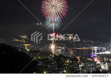 長崎夜景、稻佐山和煙花02 105584817
