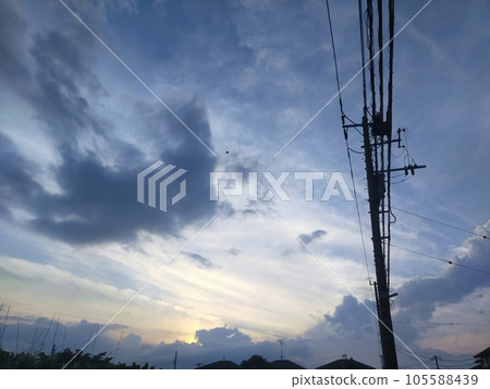 落日的天空 落日的天空 105588439