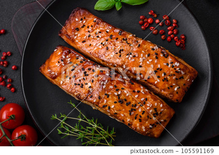 Delicious fresh grilled red fish with salt, spices and herbs 105591169