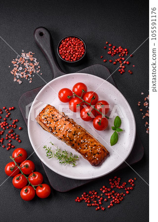 Delicious fresh grilled red fish with salt, spices and herbs 105591176