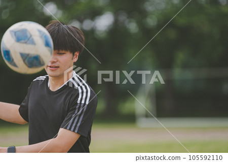 足球 英式足球 男人 105592110
