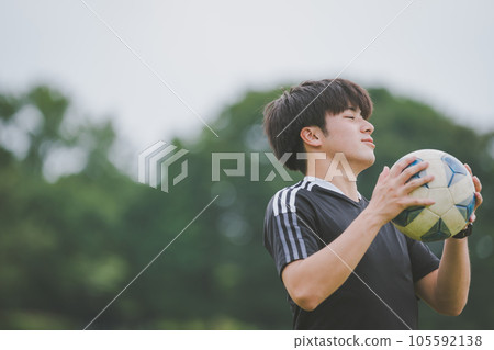 足球 橄欖球 男人 105592138