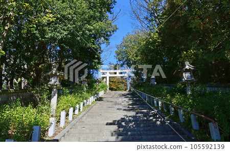 福島縣二本松市,二本松神社,石階頂的第二鳥居 福島縣二本松市,二本松神社,石階頂的第二鳥居 105592139