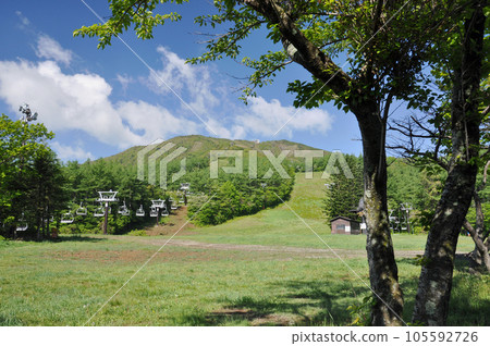 Mt. Adatara, Nihonmatsu City, Fukushima Prefecture, view of Mt. Mt. Adatara, Nihonmatsu City, Fukushima Prefecture, view of Mt. 105592726