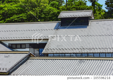 日本房子瓦屋頂 日本房子瓦屋頂 105596218