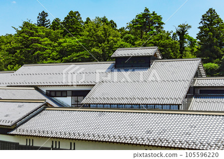 Tile roof of Japanese house 105596220
