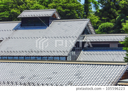 Tile roof of Japanese house 105596223