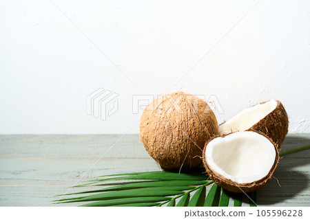 Coconut split in half 105596228