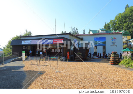 Happoone Happoike (Gondola lift "Adam" Happo Station) [Hakuba Village, Nagano Prefecture] Chubu Sangaku National Park 105597008