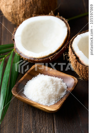椰子粉 105597869