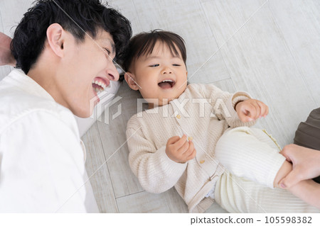 Parent-daughter Family of 3 Parent-daughter Family of 3 105598382