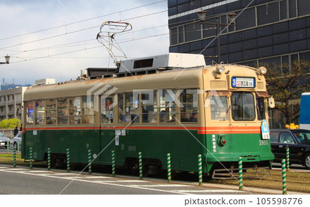 1900 type car of Hiroshima Electric Railway 1900 type car of Hiroshima Electric Railway 105598776