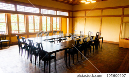 明輪學社、木製會議室 明輪學社、木製會議室 105600607