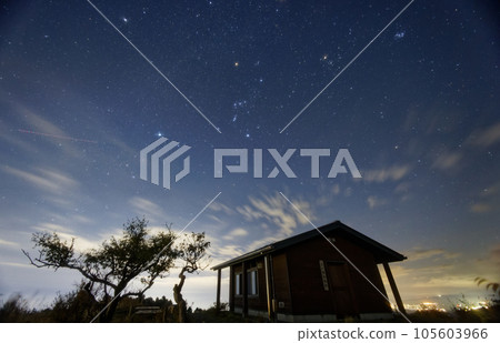 Starry sky of Tanzawa Omote Ridge and Sannoto Starry sky of Tanzawa Omote Ridge and Sannoto 105603966