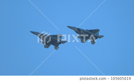 日本航空自衛隊第 303 中隊 F-15 鷹飛行 105605819