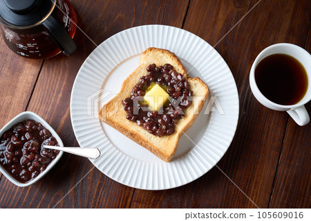An butter toast An butter toast 105609016
