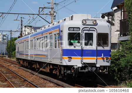 Local trains on the Nankai Shiomibashi Line 105610468