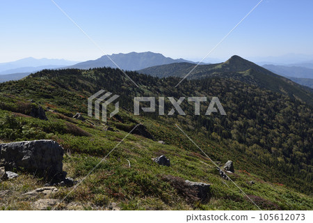 群馬縣尾瀨市攀登涉津山 105612073