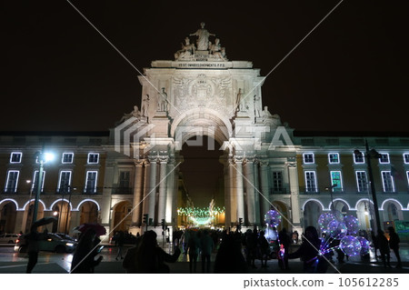 凱旋門（Arco da Rua Augusta）在里斯本，葡萄牙 105612285