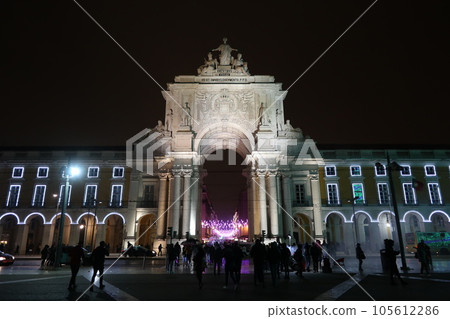Arch of Triumph (Arco da Rua Augusta) in Lisbon, Portugal 105612286