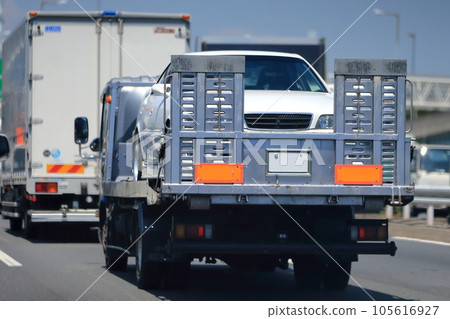 Carrier car (vehicle carrier) Carrier car (vehicle carrier) 105616927