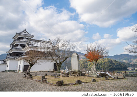 Ozu castle 105619650
