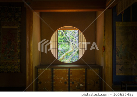 Sennyu-ji Betsuin Unryu-in Enlightenment Window Fresh green season 105625482