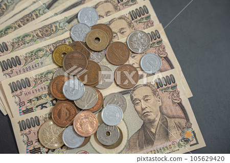 money cash bill household account book 105629420