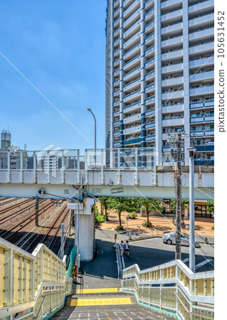 Urban scenery of Yokohama City, Hiranumabashi Station 105631452