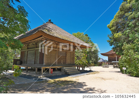 [本山寺] 岡山縣久米郡三崎町貞宗 105632445