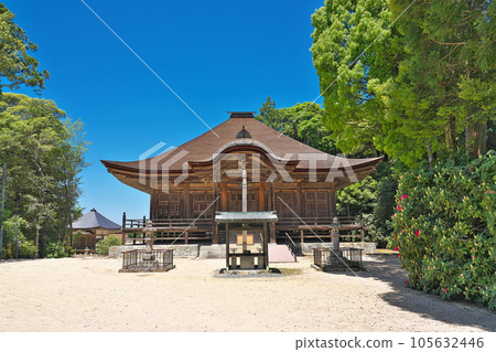 [本山寺] 岡山縣久米郡三崎町貞宗 105632446