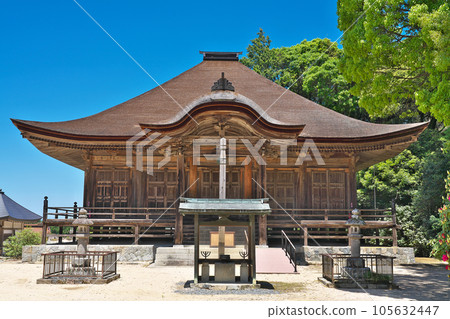 [Honzanji Temple] Sadamune, Misaki Town, Kume District, Okayama Prefecture 105632447