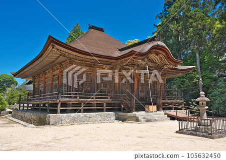 [本山寺] 岡山縣久米郡三崎町貞宗 105632450