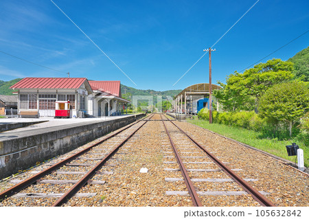 [柳原交流礦山公園（吉原車站大樓）] 岡山縣久米郡三崎町吉原 105632842