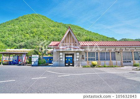 [柳原交流礦山公園（吉原車站大樓）] 岡山縣久米郡三崎町吉原 105632843