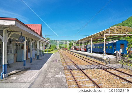 [柳原交流礦山公園（吉原車站大樓）] 岡山縣久米郡三崎町吉原 105632849