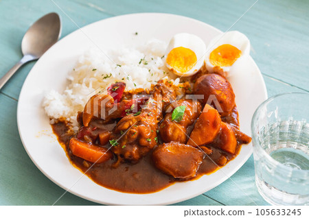 夏季經典菜餚：咖哩雞 105633245