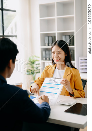 Salesman Hands On House Model , Small Toy House Small Mortgage Property insurance and concepts real estate. Salesman Hands On House Model , Small Toy House Small Mortgage Property insurance and concepts real estate. 105635070