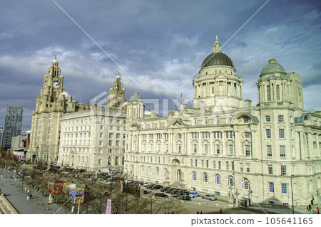 Cityscape in Liverpool, England 105641165
