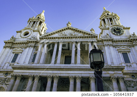 從倫敦聖保羅大教堂看到的景色 105641937