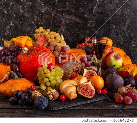 Thanksgiving concept, still life with fruits, pumpkin, vegetables, harvest 105642278