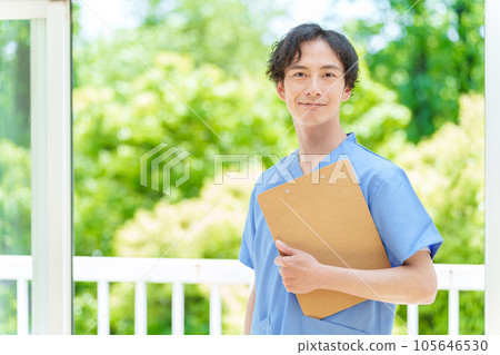 穿著磨砂膏的男人的肖像 穿著磨砂膏的男人的肖像 105646530