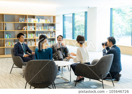 採訪採訪攝影師 105646726