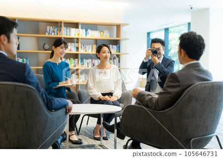 採訪採訪攝影師 105646731