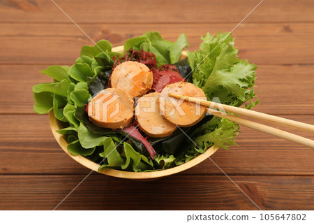 安康魚肝海藻沙拉 105647802