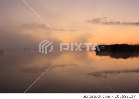 Inbanuma in the morning wrapped in fog Inbanuma in the morning wrapped in fog 105652137