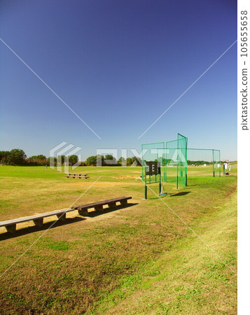 Scenery of a baseball field on the riverbed of the Edogawa River in autumn on a weekday Scenery of a baseball field on the riverbed of the Edogawa River in autumn on a weekday 105655658