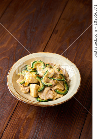 Goya Chanpuru  105656371